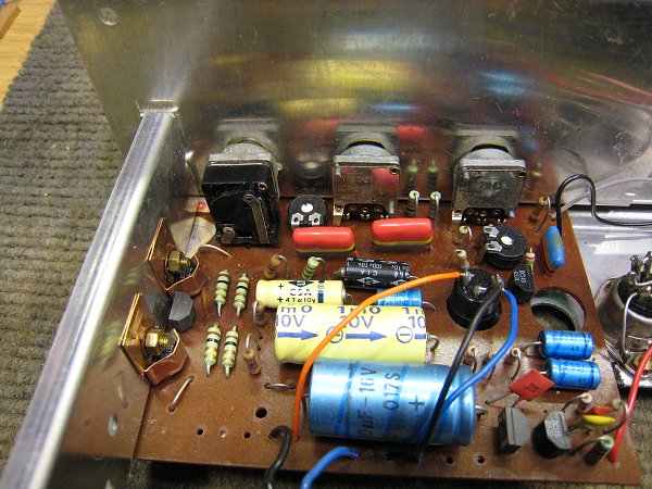 Lockfit output stage in the RP77MB