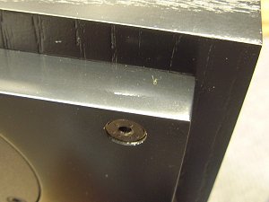View of the hairline cracking (13K)