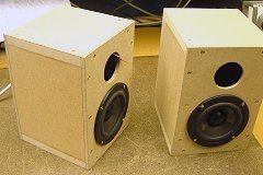 MDF boxes - AP100Z0 drivers
       mounted (11K)