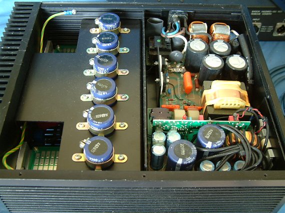 General internal view of the AM8/20 (73k)