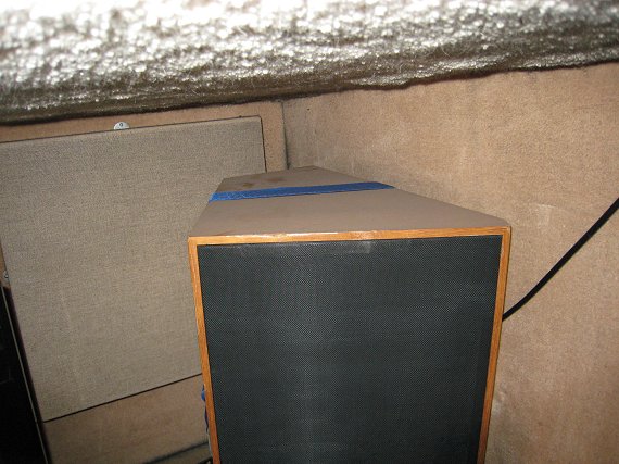 Close-up of a dusty LS5/8AR