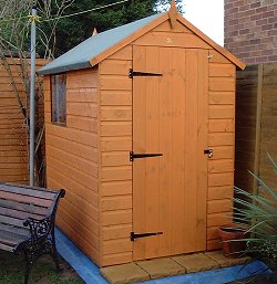 The
     finished shed (21K)